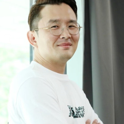 윤형빈(사회+축가 가능)